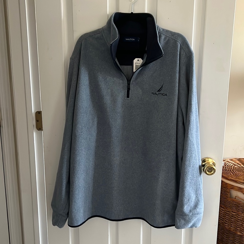 Men’s Nautica Fleece top